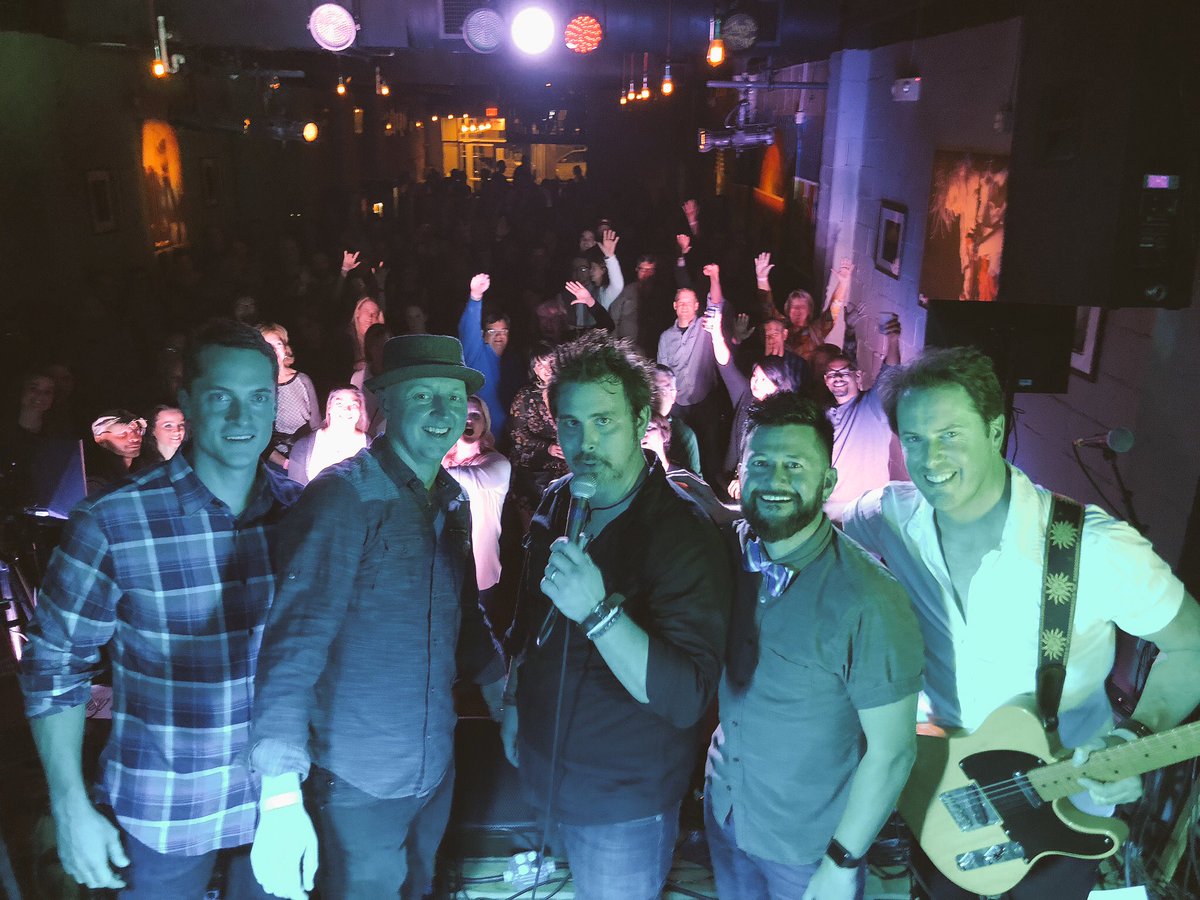 S/O to <a href="/_MadisonLive/">Madison Live</a> <a href="/KPeaceMusic/">Kaitlyn Peace</a> &amp; all our fans for a great night! #ThankYou #Island #WhatsYourIsland Island - Single by Green Light Morning
itunes.apple.com/us/album/islan…