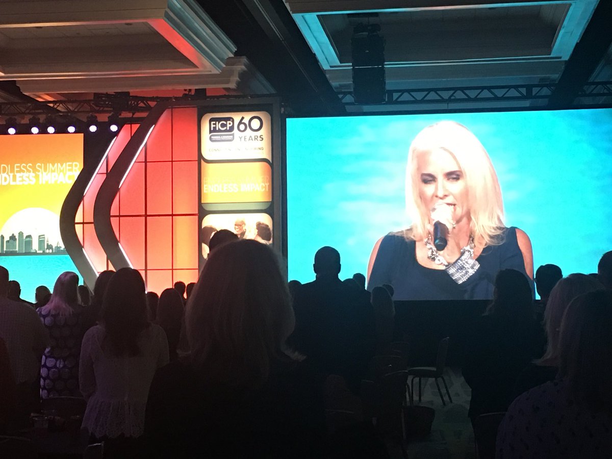 danilubum's tweet photo. #FICP2017 impressive opening. Star-spangle banner never sounded so good. https://t.co/NoxEVOrPp4