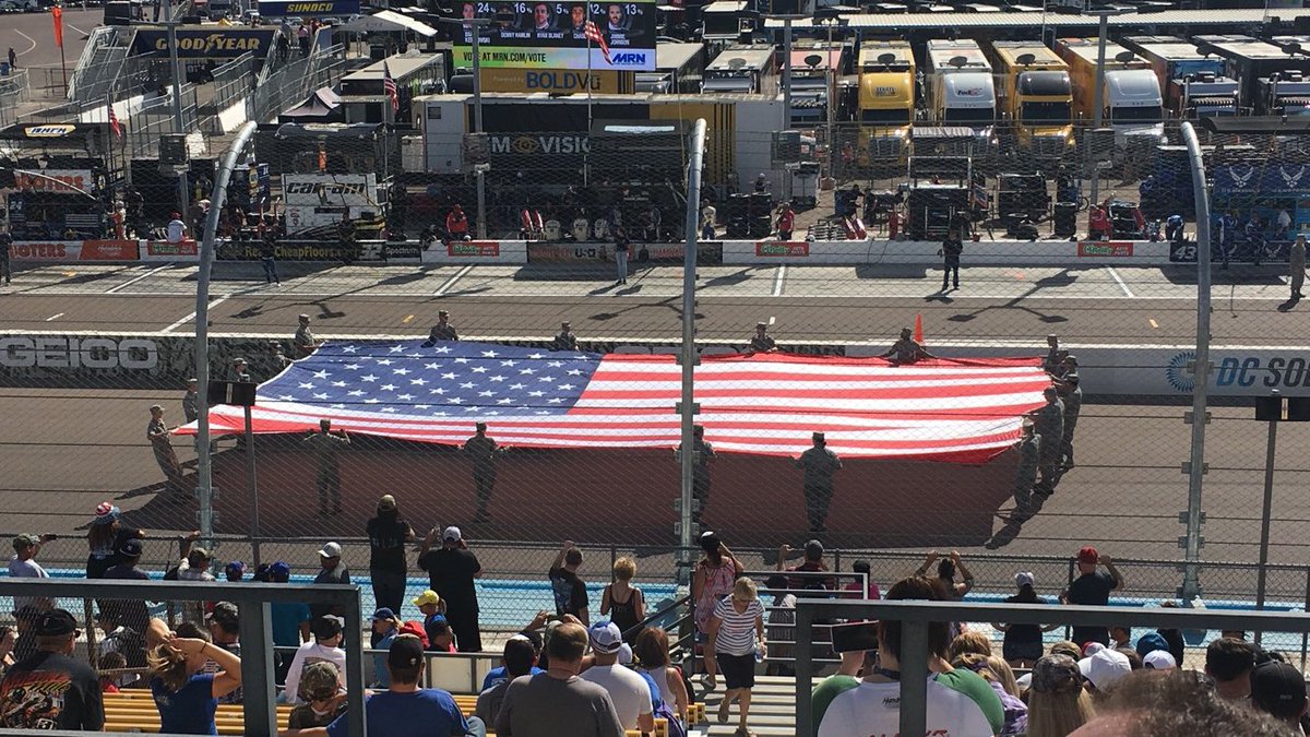 redrush27_BNES's tweet photo. Beautiful prayer and National Anthem #NASCARPlayoffs headed to Homestead 🏁❤️🏁❤️ #Rowdy18 #18Rocks @redrush27_HBES https://t.co/GN4oFOs4xp