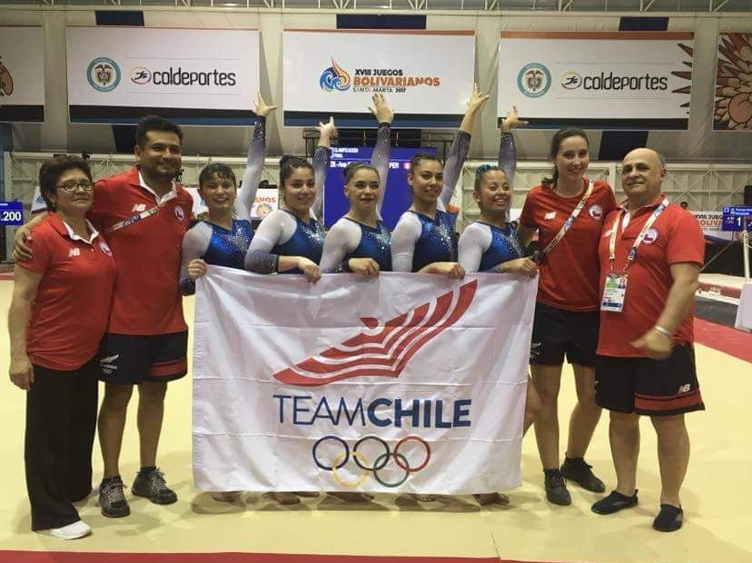 INDChileOficial's tweet image. GRANDE 🇨🇱 🥈/ Nuestra país conquistó medalla de plata en la gimnasia artística femenina por equipo de los Bolivarianos de Santa Marta 🇨🇴