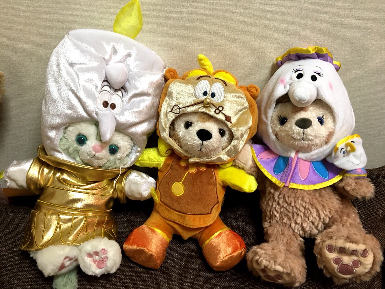 コロ助 ディズニーストア半額コスチューム パペットにぴったり 美女と野獣が可愛い ダッフィー シェリーメイ ステップトゥシャイン ジェラトーニ ステラルー ミッキー ミニー ユニベア T Co Ynttgay4y1 Twitter