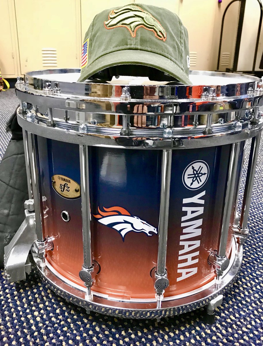 StampedeBroncos's tweet photo. Game time!
@YamahaPerc @YamahaMusicUSA @EvansDrumheads @ON2Percussion #SupportOurTroops https://t.co/nrRiZ7LNEc