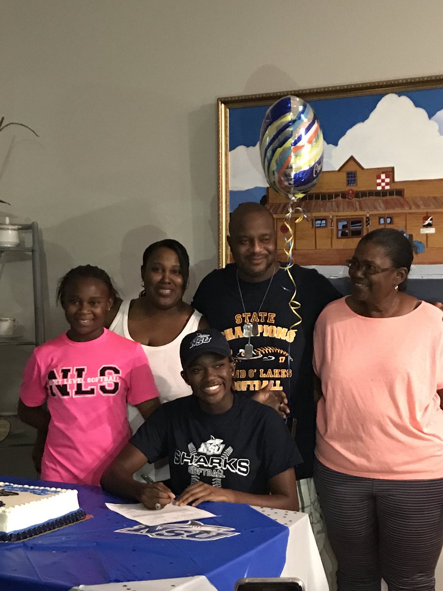 GoldNls's tweet photo. Congrats @tia__williams on signing your #NLI to @NSU_Softball !! We are proud of you! #NLSGold 🖤🦈💙 https://t.co/jICVKvWGSc