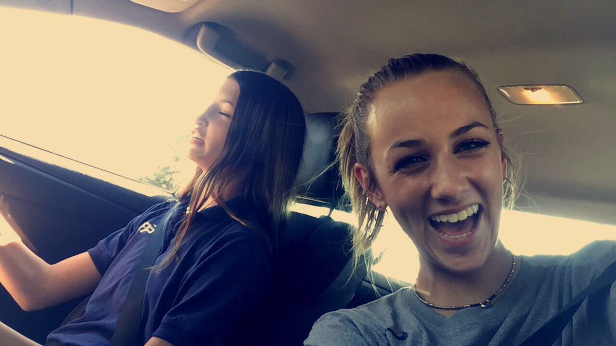 leakendallll54's tweet photo. it's my bestie gals b day!! hope u had an amazing day thx for always helping me with everything! i love u so much!! https://t.co/e3BfnzKG4U