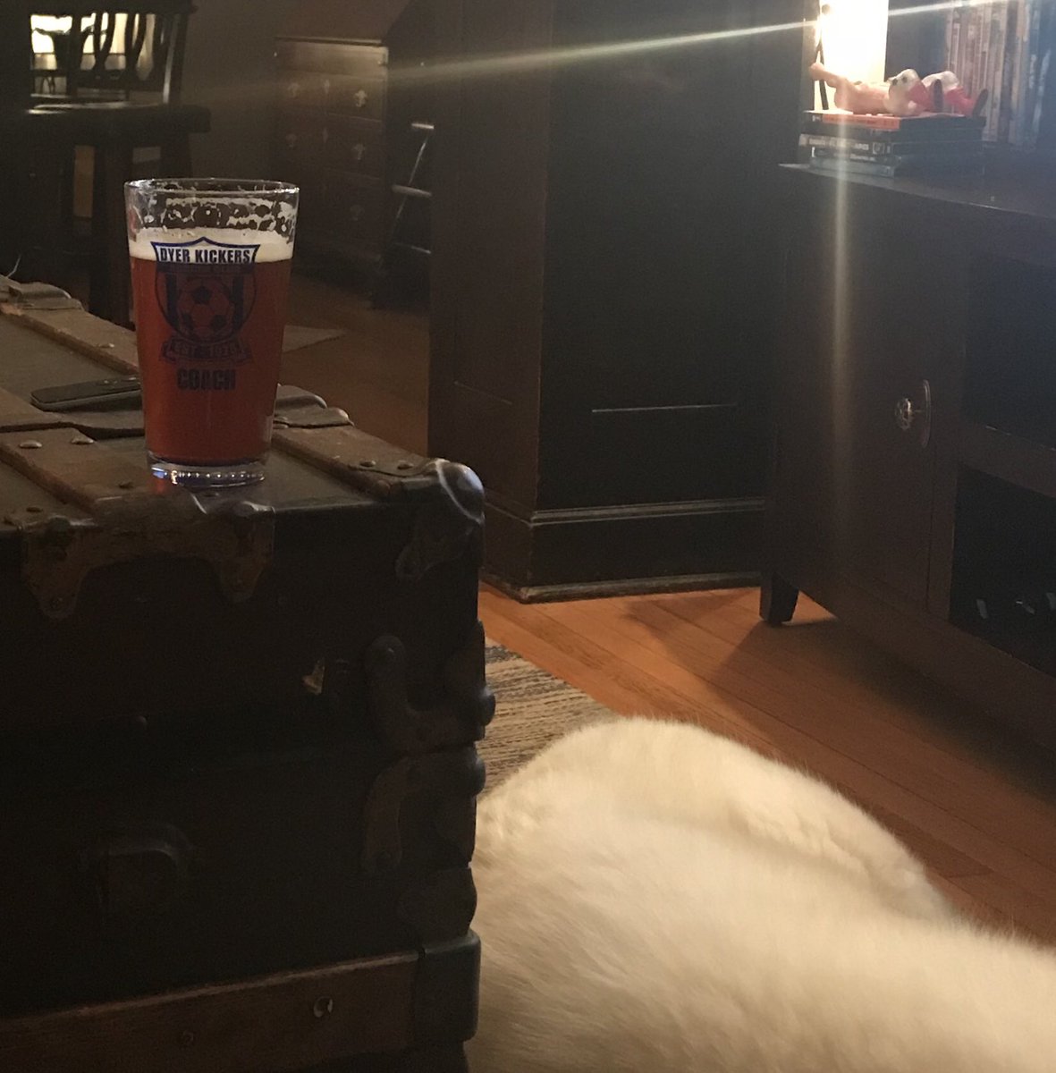 jasontholen29's tweet photo. Enjoy the rest of your Sunday! @Badmoneyslim @TheKingsman36 @_codythegreat @nandofinest @ChefMikeNYC @dnortonfilms @ADM_Destructo @Nghtprowl @afsinreverie @CaptainDaveyH @RogueAles #Cheers #ColdBrewIPA 🍻🍻🤘🤘🍻🍻 https://t.co/4VxcnagyD0