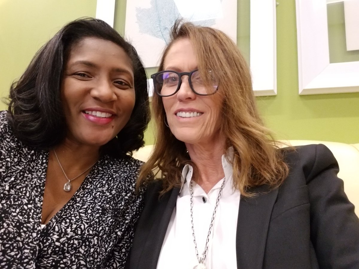 Carlettahurt's tweet photo. @WIFV_DC check out @KathDC and I on @fox5dc Channel 20 as we talk about #ScriptDC. Thanks to @karynfolan and #GwenTolbert https://t.co/uc87nethr0