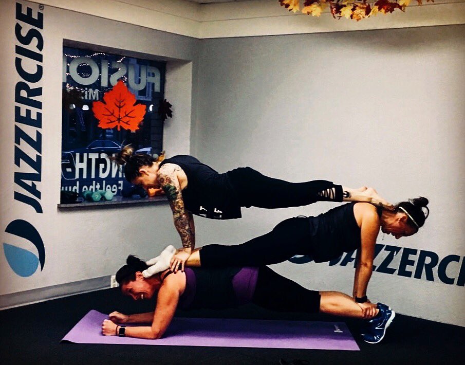 Challenge accepted. #gotplanks #Jazzercise #strong #thenewjazzercise #plankstack #November #Thankful #fitfriends <a href="/ShannaNelson/">Shanna Nelson</a> @JazzerciseInc