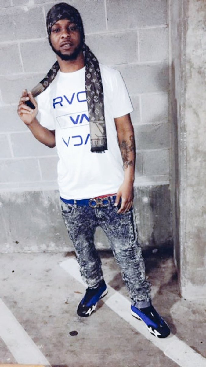 PoppaPetee's tweet photo. Where I️m from , they play for keeps! 💯 better keep I️t wit ya nigga..
#Forever10Toes! 😤🎯 https://t.co/MsgNmpuxHh