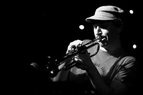 zeluismx's tweet photo. Desde Manchester, Matthew Halsall y su trompeta. Próximo jueves 7 pm en Jazztropia, por https://t.co/UReNhSy9ZR https://t.co/fYu1T7rjqz