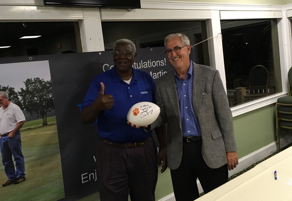 GCImagazine's tweet photo. Two of the Carolinas’ finest being honored on the eve of the @CarolinasGCSA Show at an event hosted by @VereensTurf: Willie Pennington and Dr. Bruce Martin. https://t.co/pCQqRgqv27