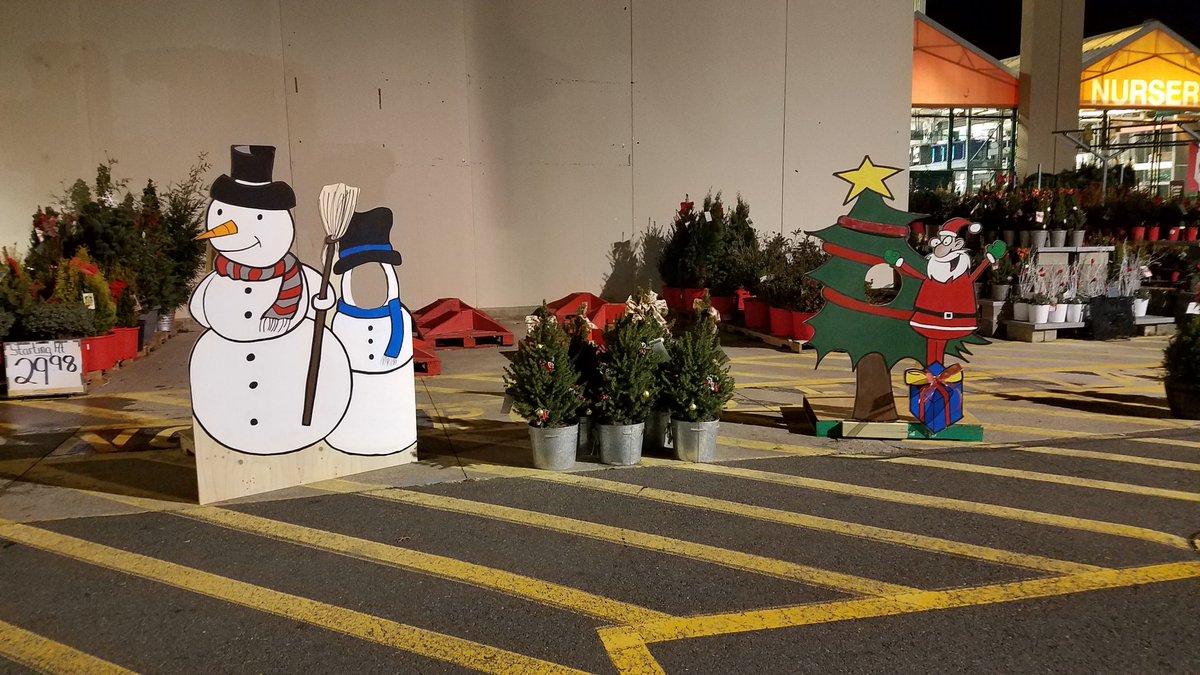 Danny4160's tweet photo. 0944 getting ready for the holidays!! https://t.co/hPJ0bw1SYJ