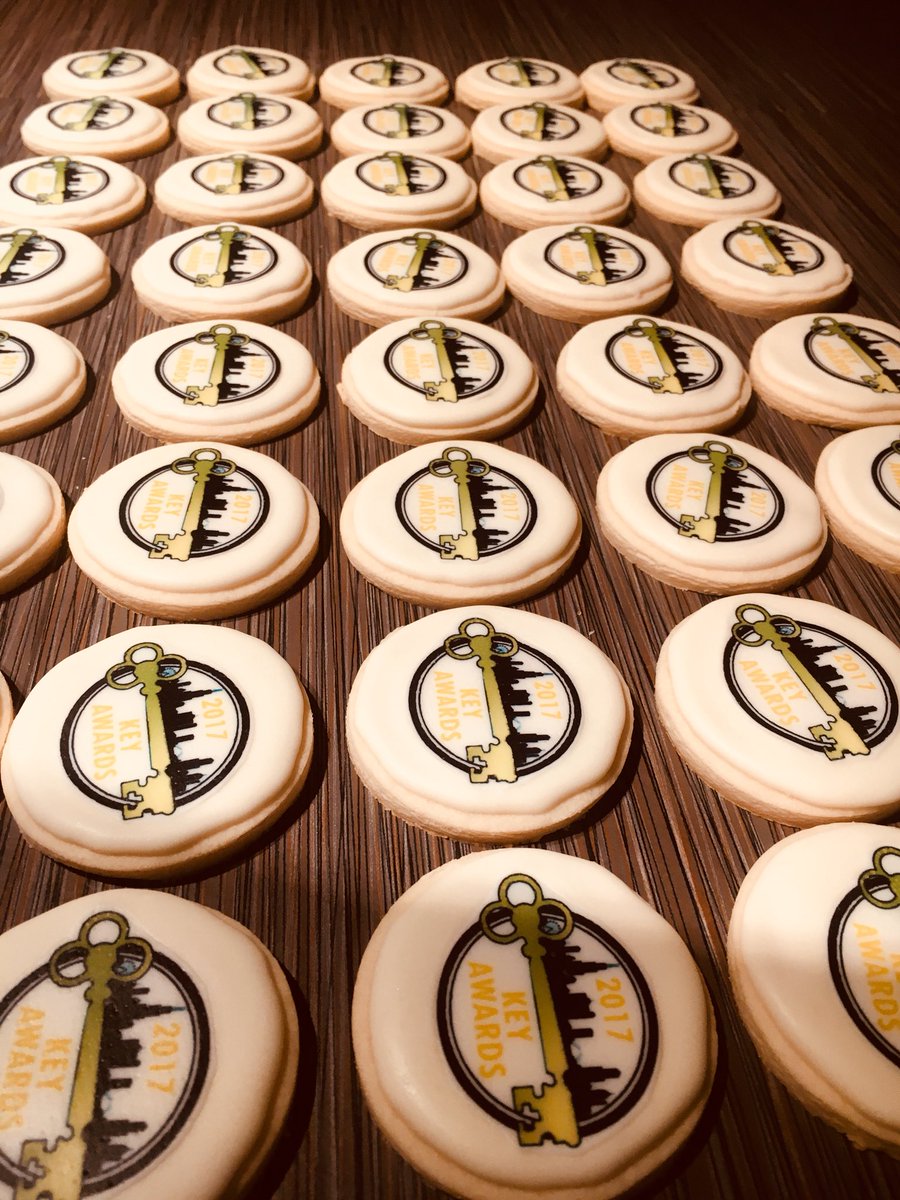 ArchaicRx's tweet photo. #logocookies for@hbagc39 #keyawards #culinaryarcheology https://t.co/DJLcMDGX1O