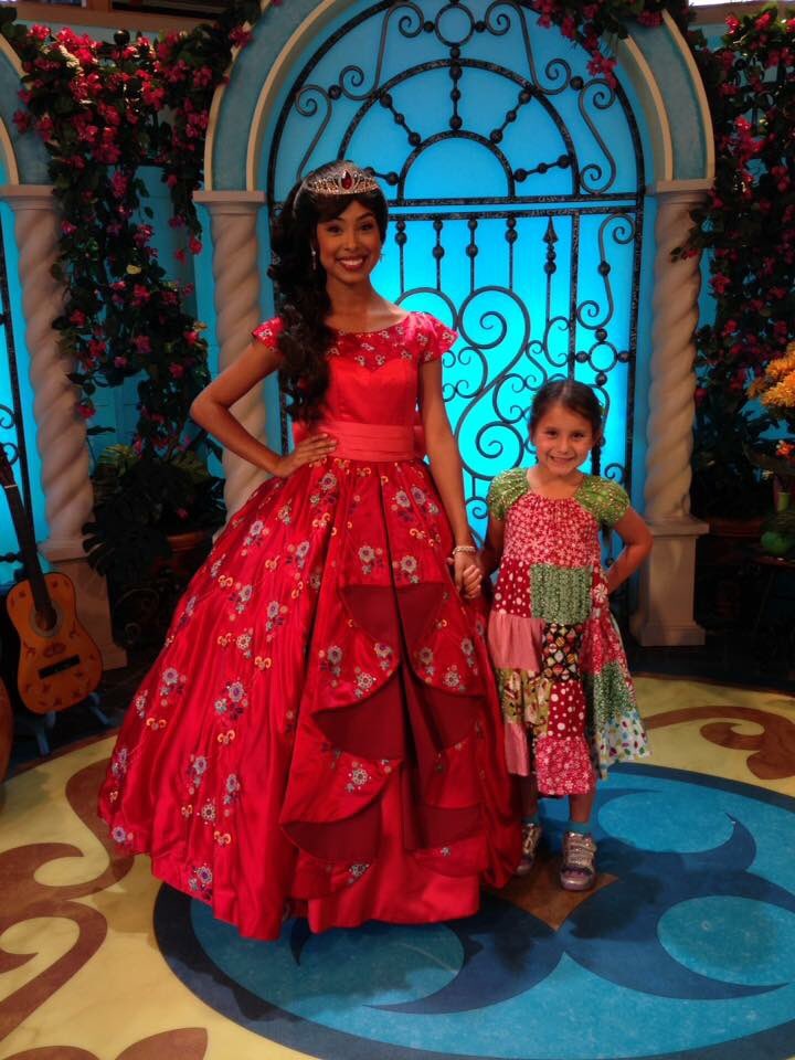FairyGdMtherMKD's tweet photo. MKDs love the holidays! #ElenaOfAvalor #holiday #holidays #southernliving #shiplap @wdwpics @wdwmagic @TheDisExplorers #disney #twirl #mkd #MKDGEN2 #girlpower #dresses #celebrate #tinycosplay #beautiful #beyourself #beyourownhero https://t.co/8cU6Aidfr5