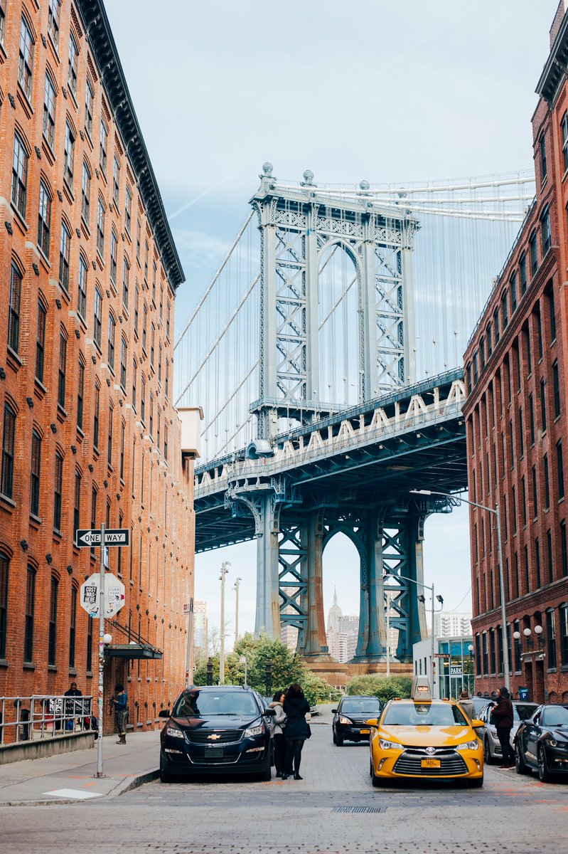 mersherlock's tweet photo. I had so much fun exploring and capturing the lovely borough of Brooklyn today. It is something I need to do more often! More to come soon. 🏙️ 🌉 https://t.co/q8JjC9NDfR