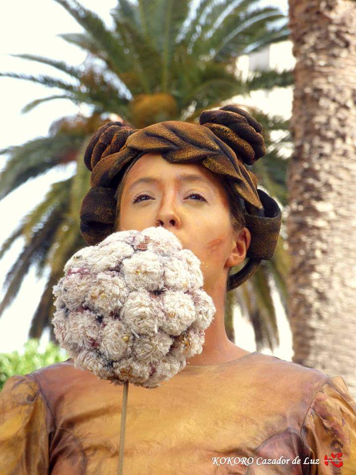 Klaudyo5's tweet photo. Ph.: KOKORO Cazador de Luz - Estatuas Vivientes 2017 (1) https://t.co/1Erw916YOC