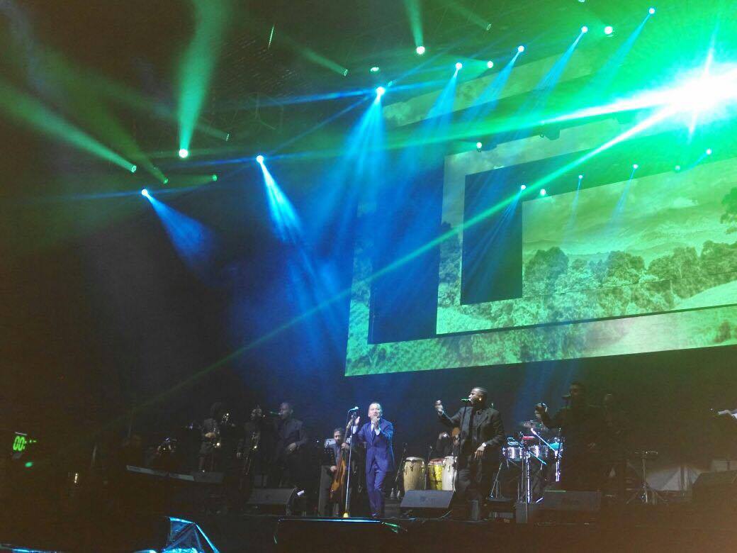 LaudEstereo's tweet photo. Con un derroche de energía cierra este Festival Salsa al Parque el maestro Yuri Buenaventura #SalsaAlParque2017 #LAUDensuSalsa @YuriTura @fsalsaalparque https://t.co/kY5C2tV8Bb