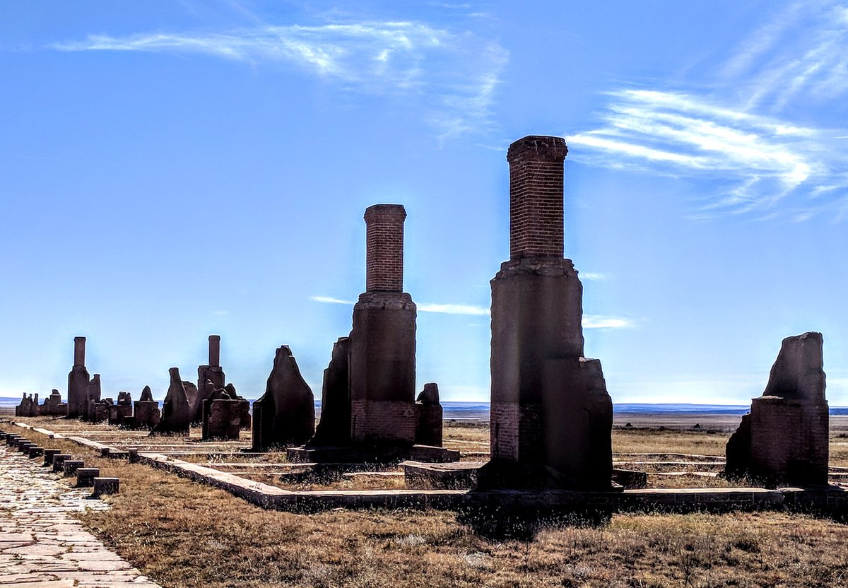 bertx2's tweet photo. @NewMexico  #FortUnion loved my visit to Fort Union. I could hear the history whispering in the wind, the creaky turning of the wagon wheels on the Sante Fe Trail, the morning revelry, the hoofbeats of a hundred horses. https://t.co/aVRPCUFzy9