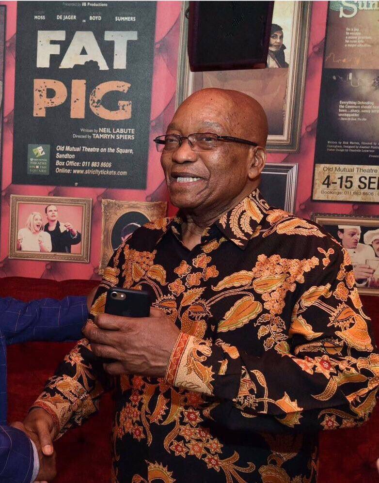 SAalienate's tweet photo. #Zuma fat #CorruptPig
#corrupt #ANC #mafia #SouthAfrica https://t.co/sveXBAVHs4