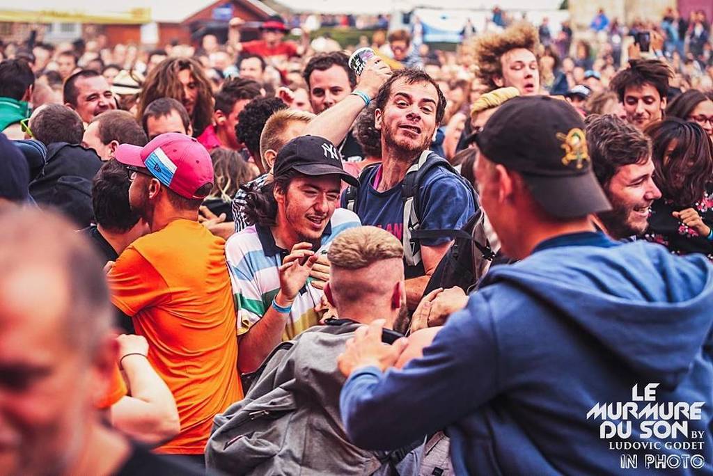 360Bees's tweet image. Just for fun @ Festival Le Murmure du son⠀
Les Wampas⠀
⠀
© I N • P H Ø T O ⠀
⠀
— Ludovic Godet Photographe — ⠀
… ift.tt/2zDLx6b