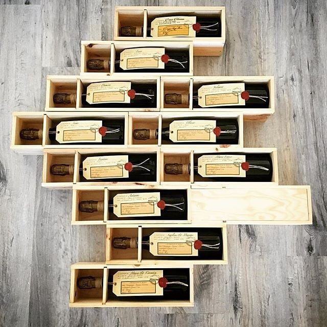 #Noel approche pensez aux #cadeaux #entreprises #coffretcadeau #personnalisé
#ideecadeau #champagne #grandcru #champagner #champagnetime #champagnelife #champagnelover #chineurdechampagne #chineurdechamp #bouzy #plaisir #🍾 #🥂 📷 &amp; CONTACT: <a href="/ChineurdeChamp/">Chineur de CHAMP</a>