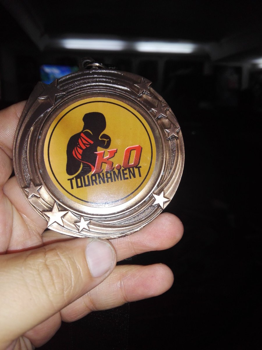 RocklandKyo's tweet photo. Lo di todo 3 #KOTournament #SNK #KOFXIV @snk_oda @itzRomance @HellPockets @ET1120 @MasterMindsBta @KoFFuneral #ChoiTheBest https://t.co/YXXwMcLRSQ
