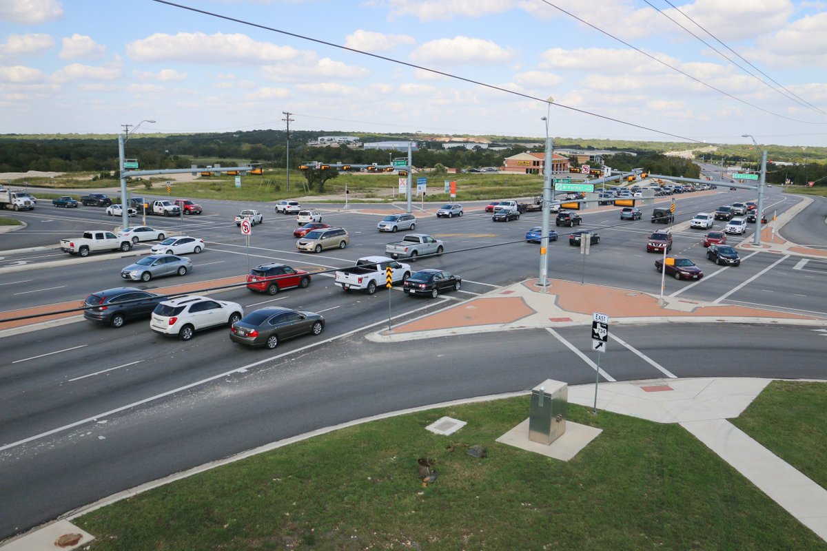 zincfiveinc's tweet photo. See how one of the nation's fastest growing cities is creating smart intersections with smart #batterybackup. https://t.co/7ImkAeFELX #NOleadacid #Green #HighPerforming #UPS https://t.co/PJJvVd2310