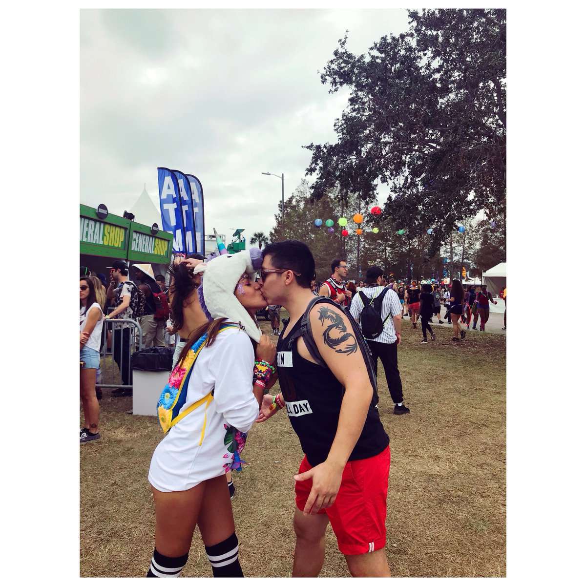 Deko306's tweet photo. Thank you @PasqualeRotella for gave me one more time the best weekend of my life #EDCO2017 #imgoingtoedcv2018 #ifeelsolucky https://t.co/t8u73mmnVs