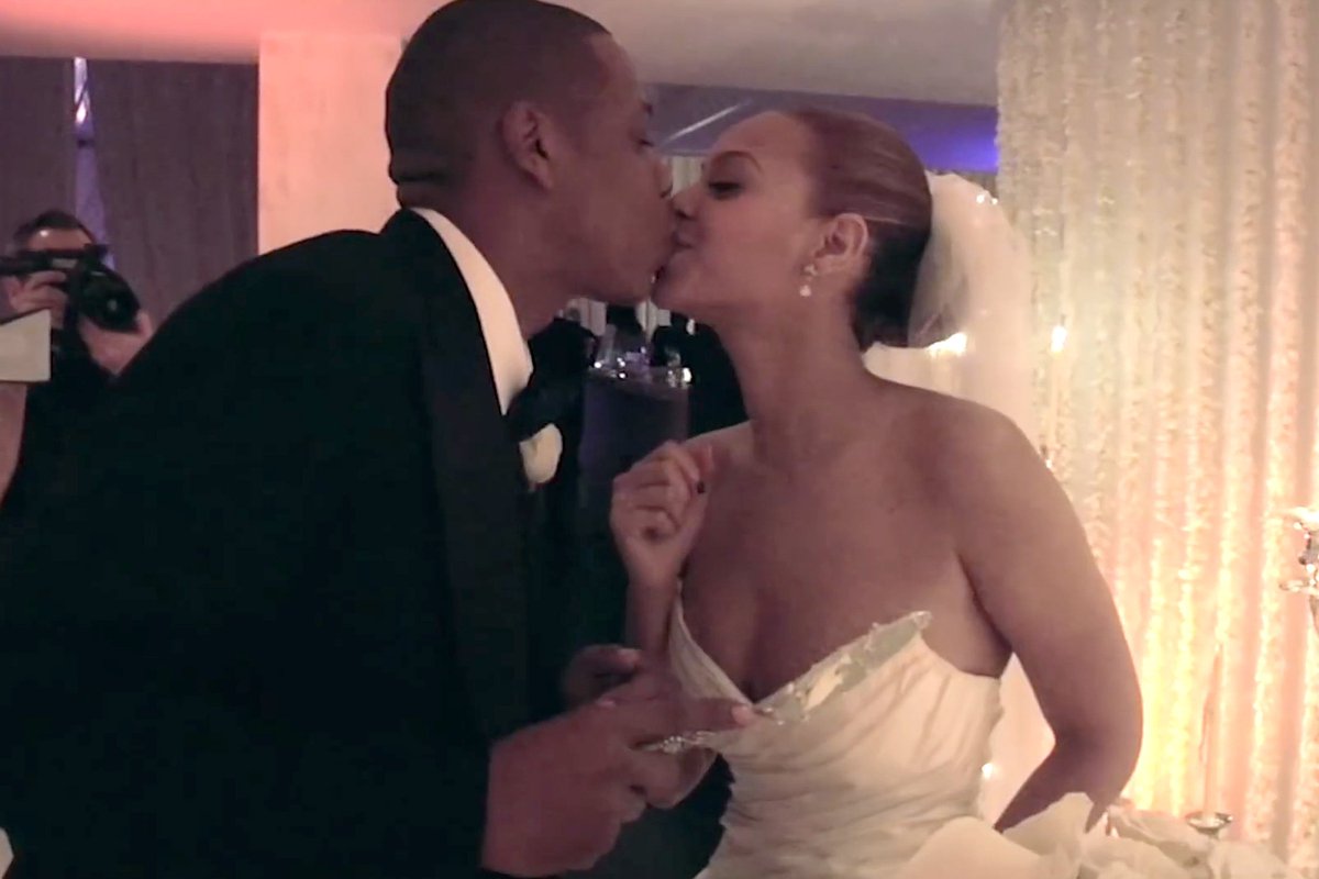 itsfranser's tweet photo. @ReaIBeyonce Him: "but i know that no matter what, she will always love me"
Bey: https://t.co/NslYGc3aO6