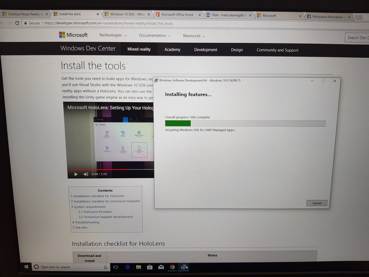 MattAVC's tweet image. Oh mer  gerd. Y u so slow @HoloLens. Waiting for progress bars in #BizLab @UNSW
