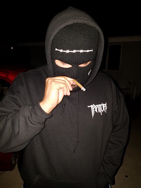 ayala5646's tweet photo. About to Hit a Lick..... @suicideLEOPARD @SuicideChrist @TraitorsBandUSA #G59 #SuicdeBoys #Grey5 #BeatDown #HUS #LA #Cali https://t.co/0hHQlnI0ee
