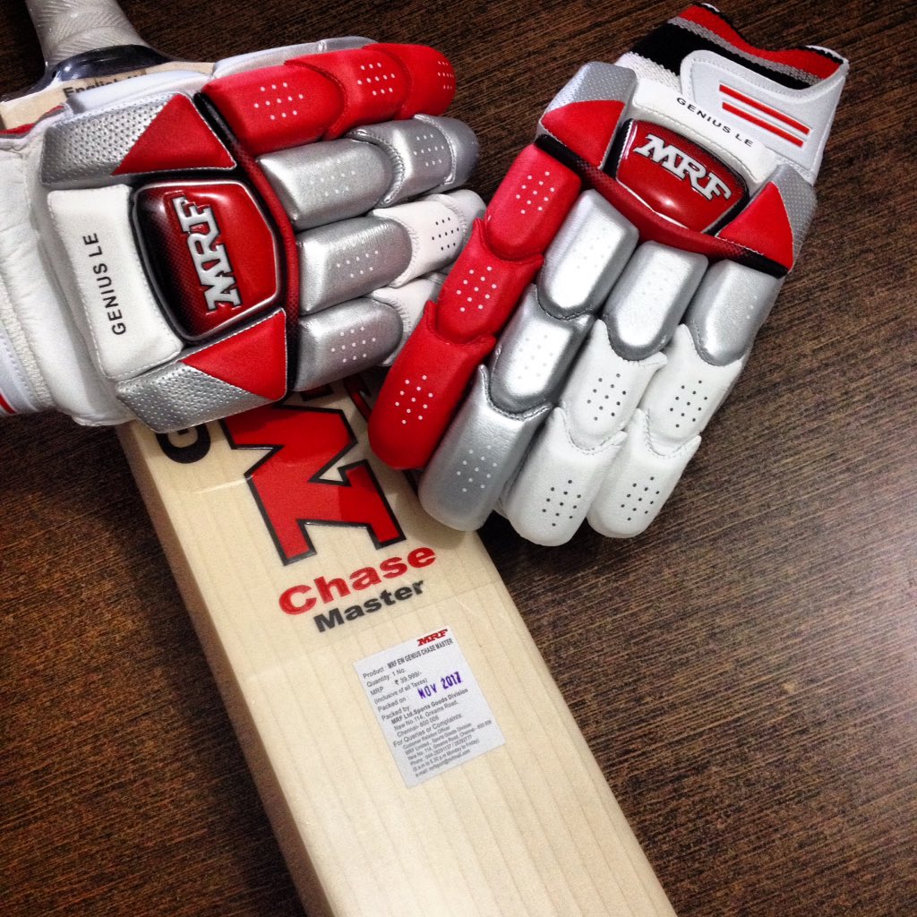 iZechOnline's tweet photo. https://t.co/5STw4ceycG | MRF Cricket Gear #mrf #mrfcricket #mrfcricketgears #cricket #cricketbat #cricketbats #cricketgloves #battinggloves #teammrf #teamizech #izech #izechonline #englishwillow #virat #kohli #viratkohli https://t.co/AENb5M3dob