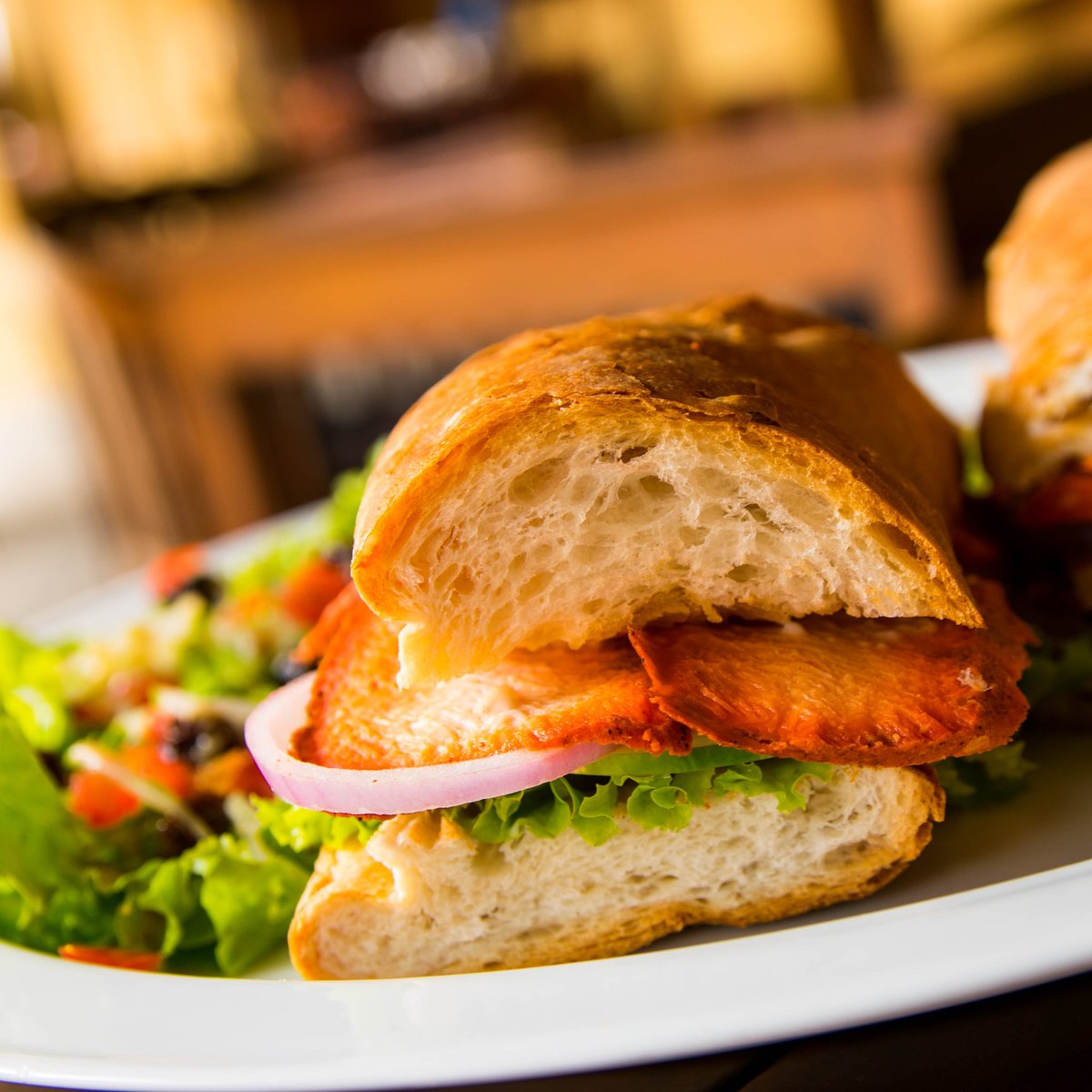 And when Alice saw the sandwich, it said "EAT ME!." So she did. #wonderland #wonderfood #sandwich #tandoorichicken #foodgasm #colombofood #foodie #monday #heladivteaclub