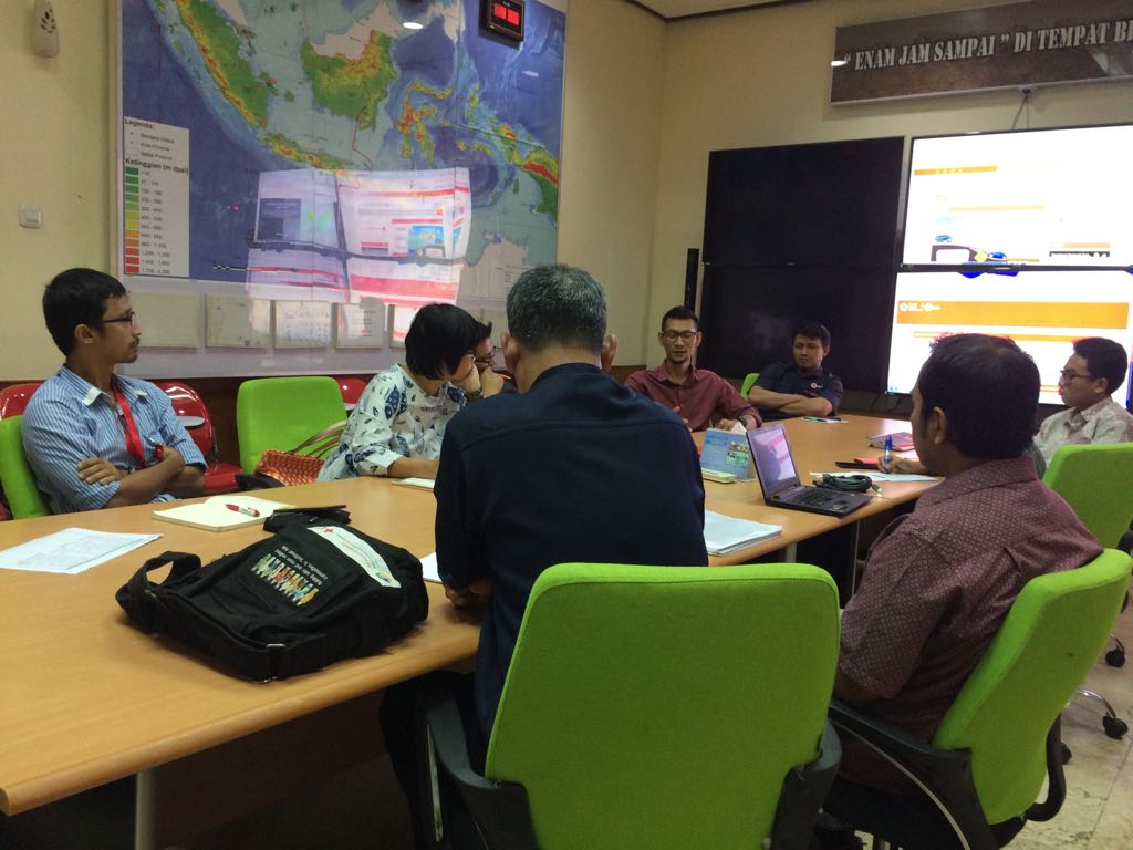HerryFTanjung's tweet photo. @palangmerah held Coordination Meeting Innovation implementation at PMI
.
.
.
.
.
#pmi #PalangMerahIndonesia #redcrosss #palangmerah #indonesianredcross #pmisiapbantu #savepmi #ruukepalangmerahan #NotATarget #PowerOfHumanity #Everywhereforeveryone #Togetherforhumanity https://t.co/VJETNmmyYW