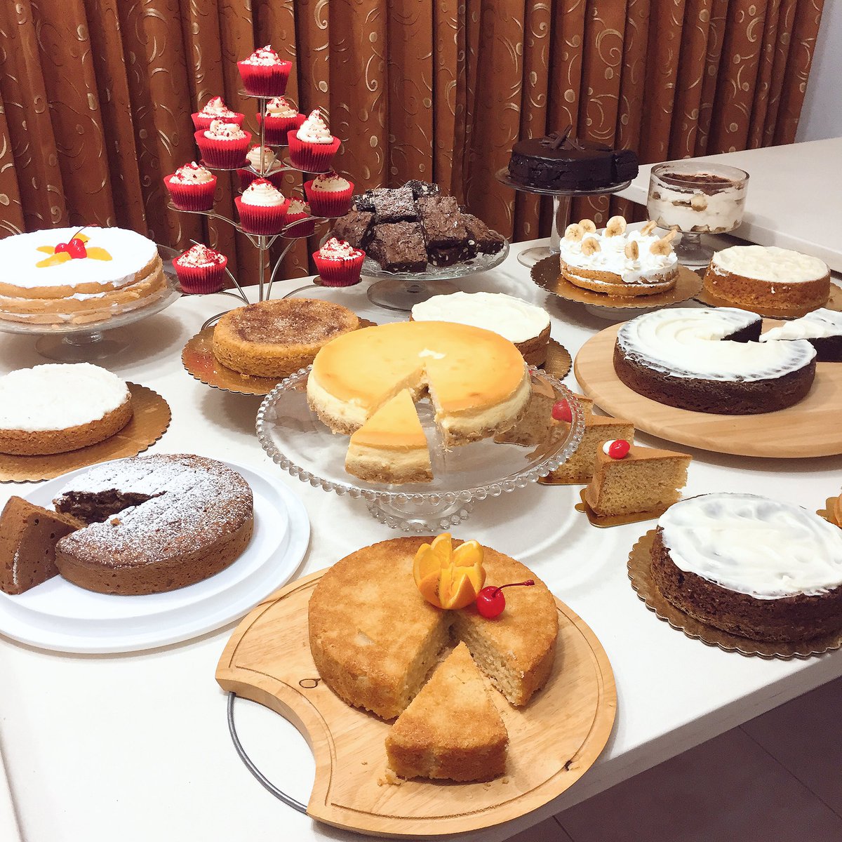 EfesCakes's tweet photo. Weekend Cake Baking Class! 😃
Date:17th/18th Nov 2017 
Time: 2pm to 7pm (with ☕️break)
Fee: MRf2500 (with recipes&amp;ingredients)
DM or 📲7999804 https://t.co/aQ8iBgvyt3