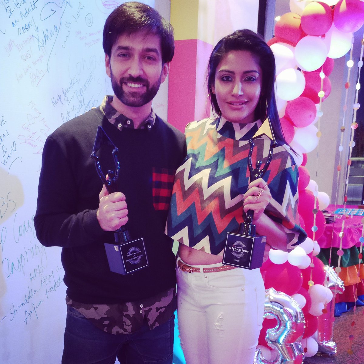 NakuulMehta's tweet photo. This would make my Chemistry professor so very proud. Apparently the #BestJodi on Indian Television is what they say, thrice over! Thank you @aajtak 
#Ishqbaaaz
PS. Please UN-see my speech from Ep 2 of #IDontWatchTV on @ArreTweets https://t.co/2srmcGVK8Y