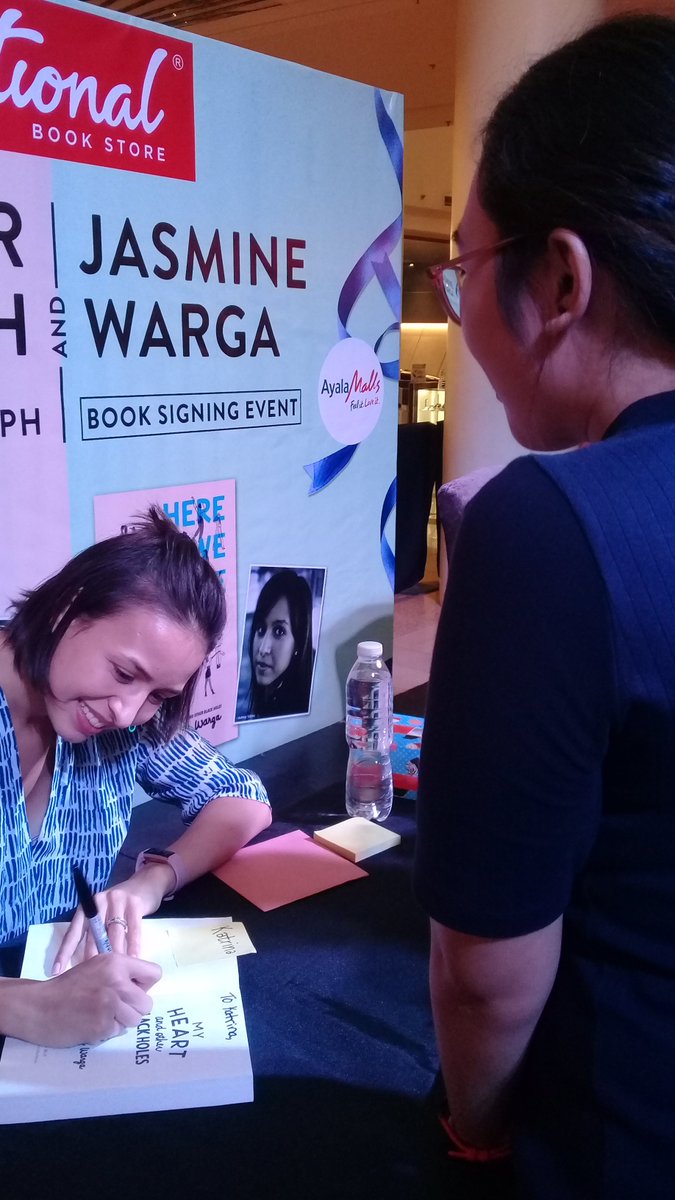 notkath_itskat's tweet photo. I still feel giddy inside when I met these two lovely authors @JenESmith and @jasminewarga
Thank you for letting this event happened! I hope to see you soon, Jen and Jas. You girls were awesome! ๐
#JenAndJasInPH #nbsalert https://t.co/m4cl1Kqjw5