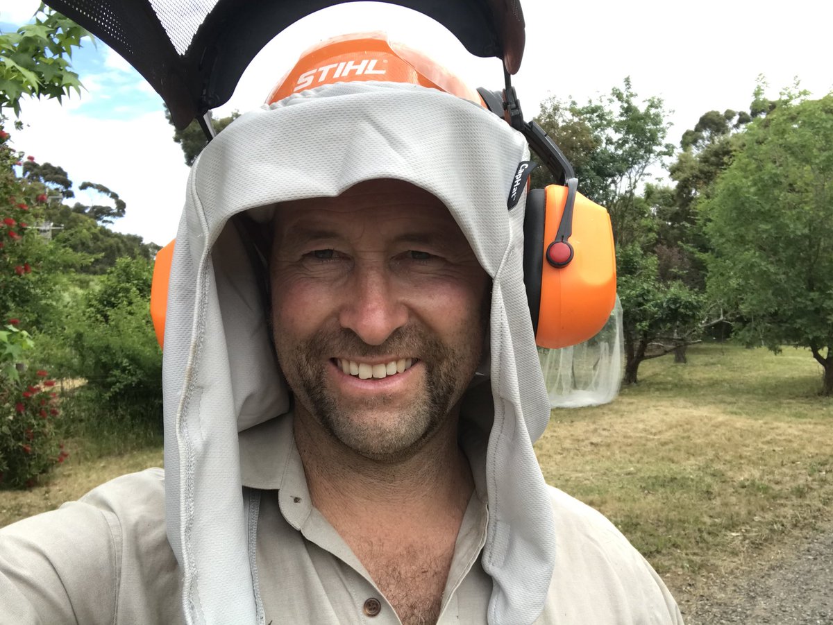 Caphat4hat's tweet photo. I’m growing a mo this #movember #menshealth #preventskincancer #caphat4hat @Movember @MovemberAUS @MovemberCA https://t.co/bT8u5KOB0W https://t.co/agsUddnvR2