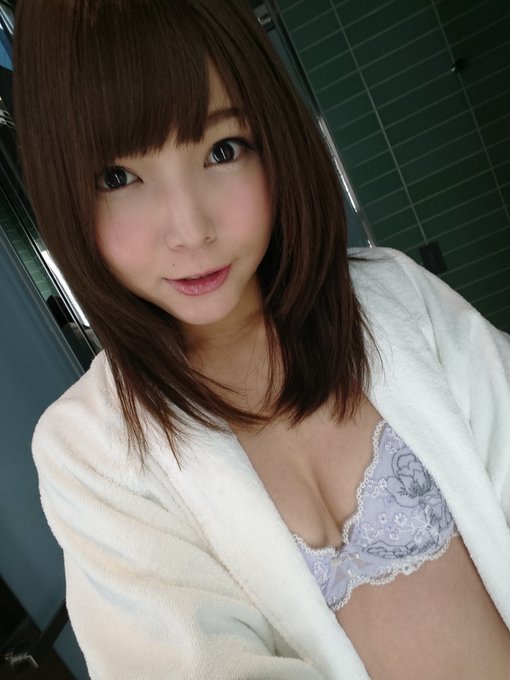 会場向かってる なうだよ🙌🙌 18時～だよ🙌❤  買取販売市場ムーラン 東京都千代田区外神田　1-4-21 https://t.co/PUkNrixyIt