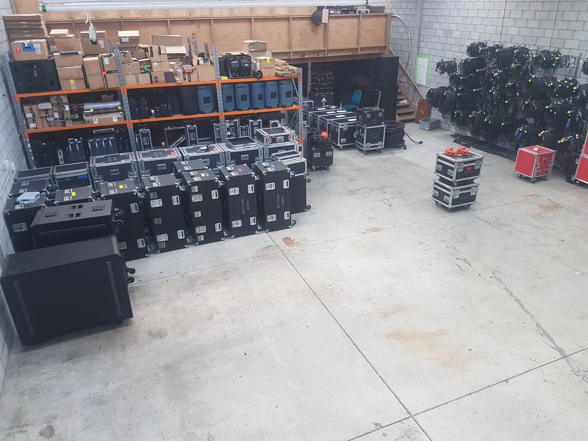 WesternAudio's tweet image. Something's happening at the shop...!