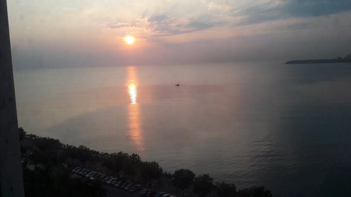 ASrivastava59's tweet photo. #sunset@Marinedrive https://t.co/1Aa9jKTxNf