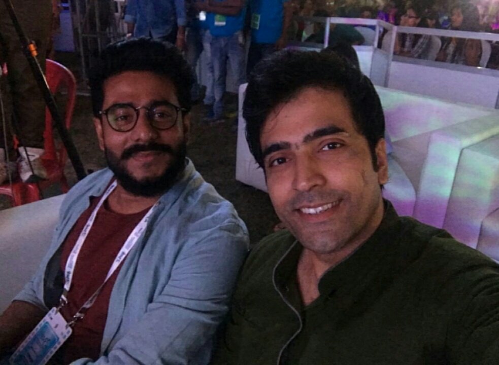RajFansClub's tweet photo. At #KIFF 2017 @iamrajchoco with @itsmeabir @srabantismile https://t.co/Gky8LDaPp1