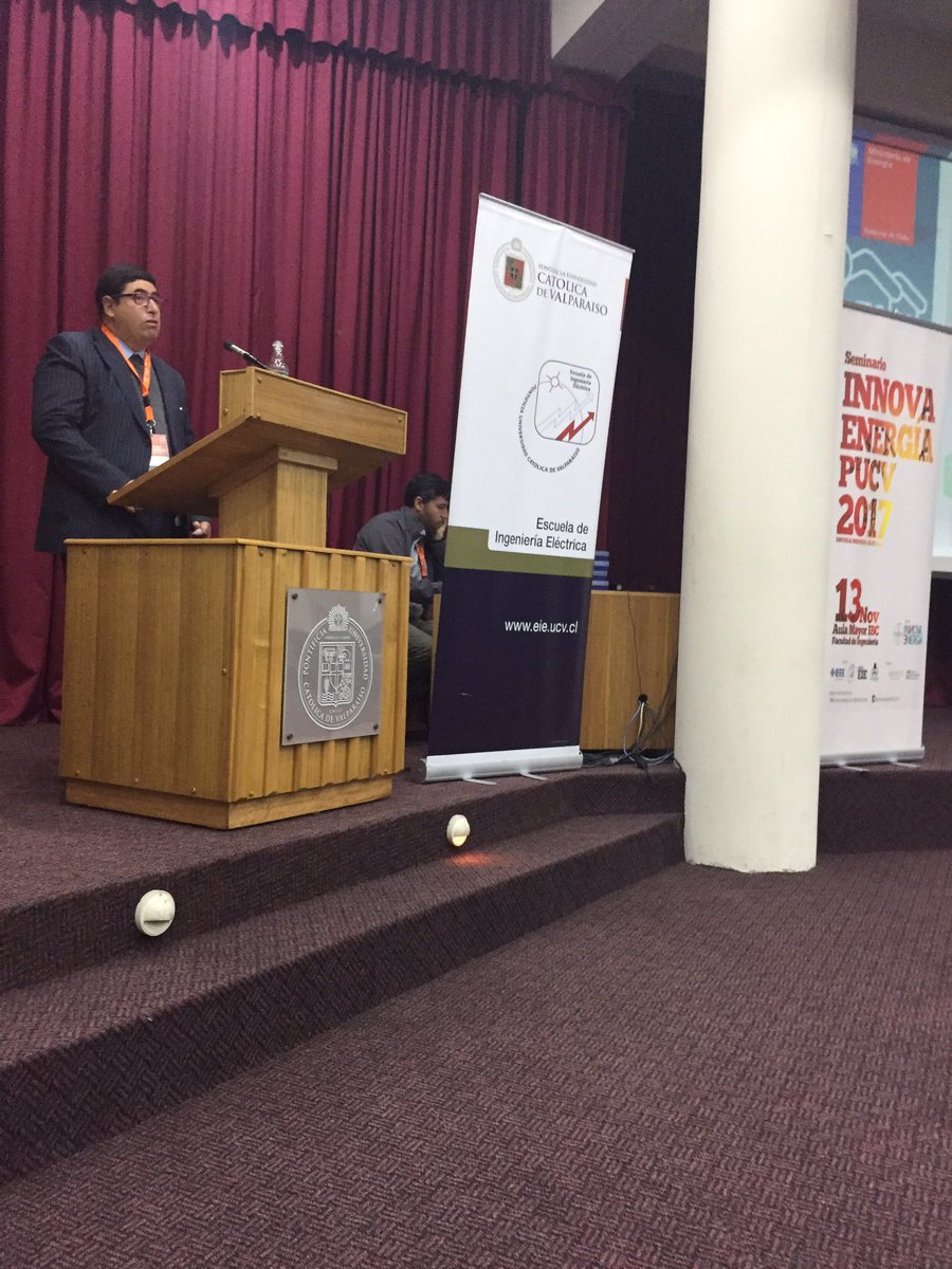 Innova Energía PUCV (@innovaenergiacl) on Twitter photo Sr. Esteban Montiglio del Seremi de Energía Valparaíso <a href="/EnergiaValpo/">Energía Valparaíso</a> dando inicio al Seminario #InnovaEnergía2017 Sr. Esteban Montiglio del Seremi de Energía Valparaíso <a href="/EnergiaValpo/">Energía Valparaíso</a> dando inicio al Seminario #InnovaEnergía2017