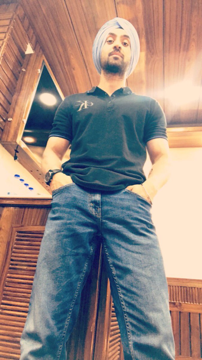 diljitdosanjh's tweet photo. DosanjhanWala https://t.co/oEOy3yxtZT