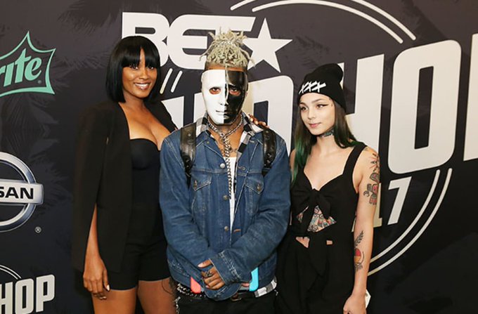 XXXTentacion Responds to a Rumor That He Was Arrested in Las Vegas #las_vegas https://t.co/T6h9V2QfNb<a href="/tag/las_vegas"class="tags"><span>#las_vegas</span></a>