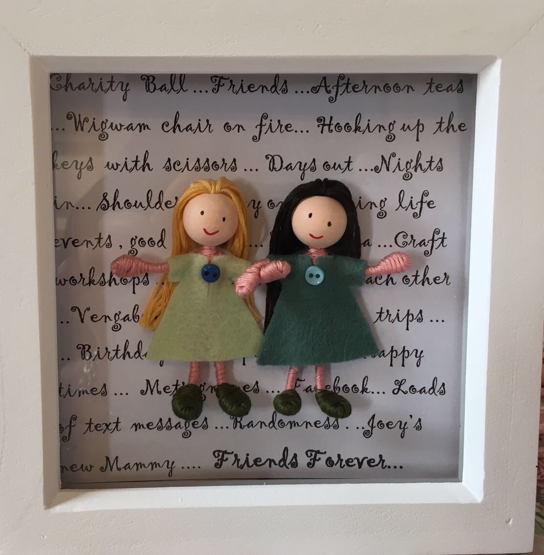 #WorldKindnessDay Shiw a friend how much you care with a personalised BFF frame ❤️@ConsciousCrafty #craftiesrock consciouscrafties.com/handmade-gifts…