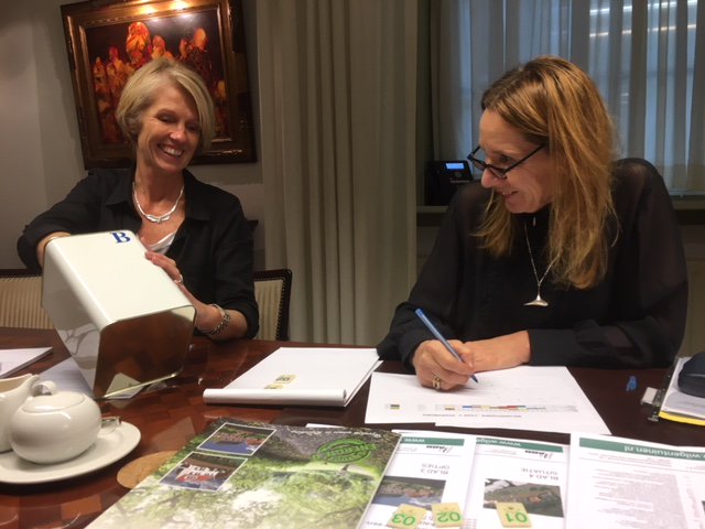 Meerdere inschrijven per bouwnummer betekent loten door de notaris. De gelukkigen zijn inmiddels op de hoogte gesteld door de makelaar. wilgentuinen.nl