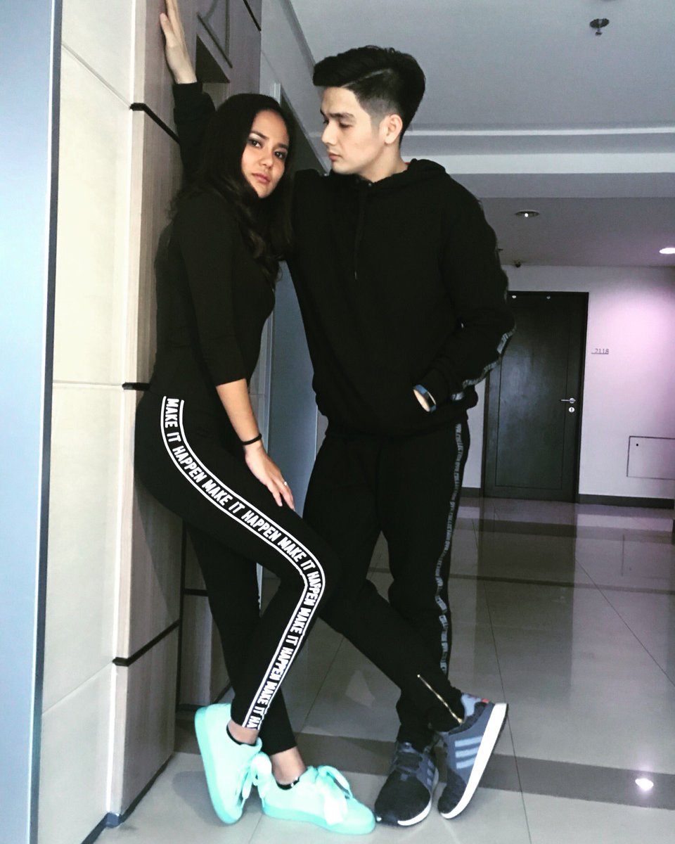 tommy_penaflor's tweet photo. Yung kaya mo na siyang tingnan ๐
https://t.co/xAvfKzsyfu