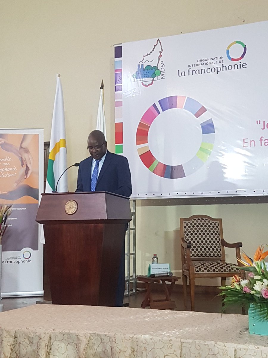 harinjaka's tweet photo. Discours de SEM @Ems13SARR   Ambassadeur de l’ @OIFfrancophonie à #Madagascar  et deTAZAFY Armand #MIDSP  en faveur des jeunes et femmes entrepreneurs @GenMadagascar @unleashingideas #GEW2017 #GENMG https://t.co/iUDfB2CTvD