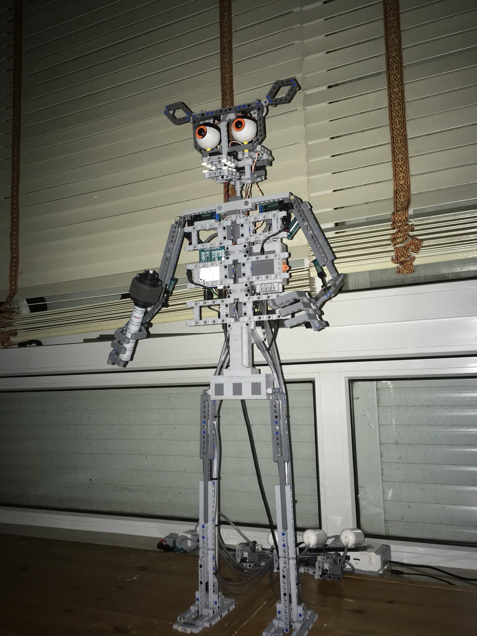 Animatronic Mechanisms For Salewmspt Sun Gazette Obituaries - 6ant7yv