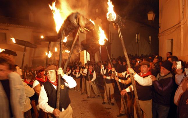 Fiesta de la Virgen de los Rondeles acnomadas.com/agenda/85-fies…